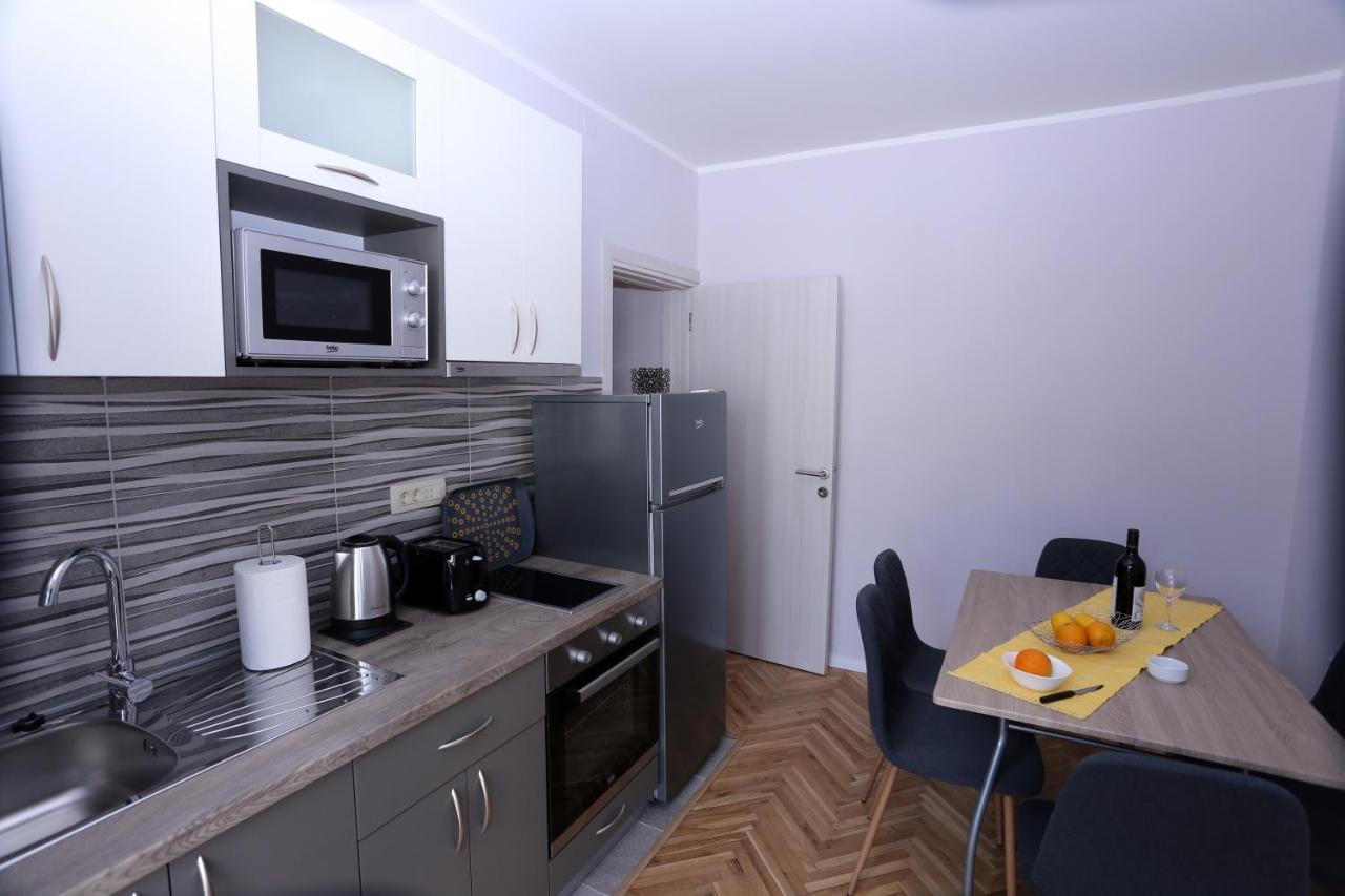 Tamaris Apartmani Herceg Novi Exteriör bild