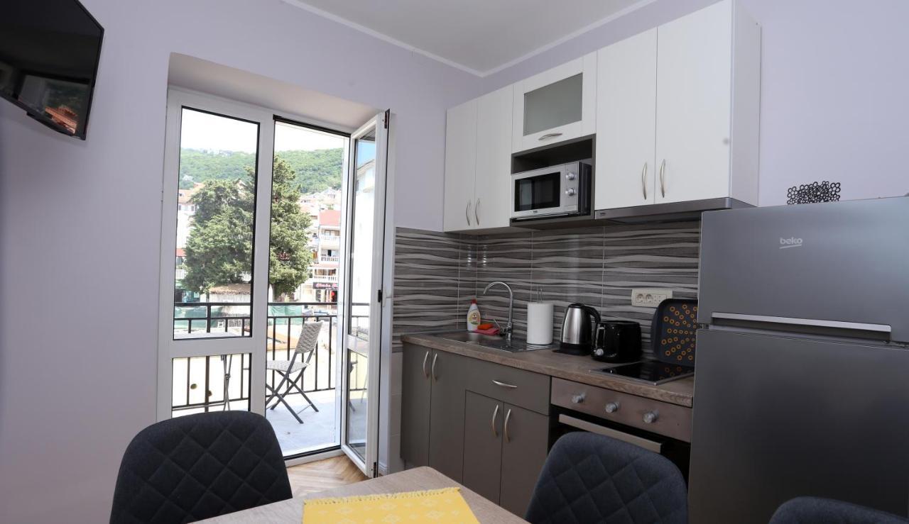 Tamaris Apartmani Herceg Novi Exteriör bild