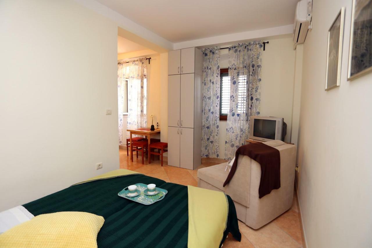 Tamaris Apartmani Herceg Novi Exteriör bild